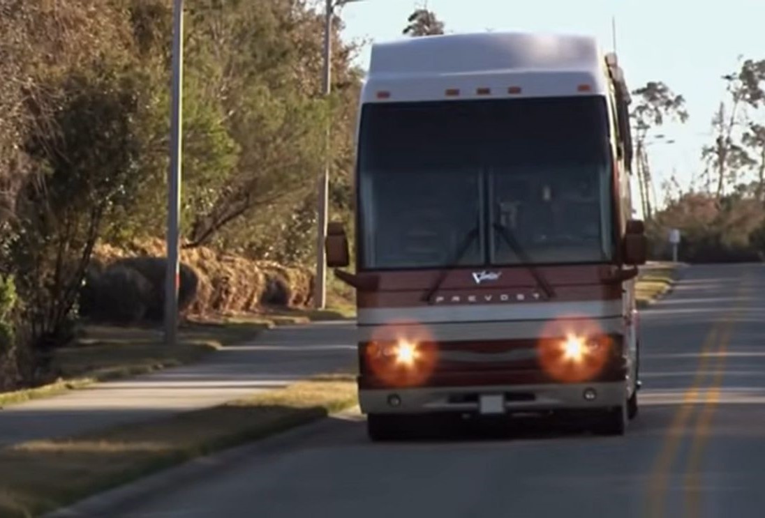 The Featherlite Vantare Platinum Plus (2)