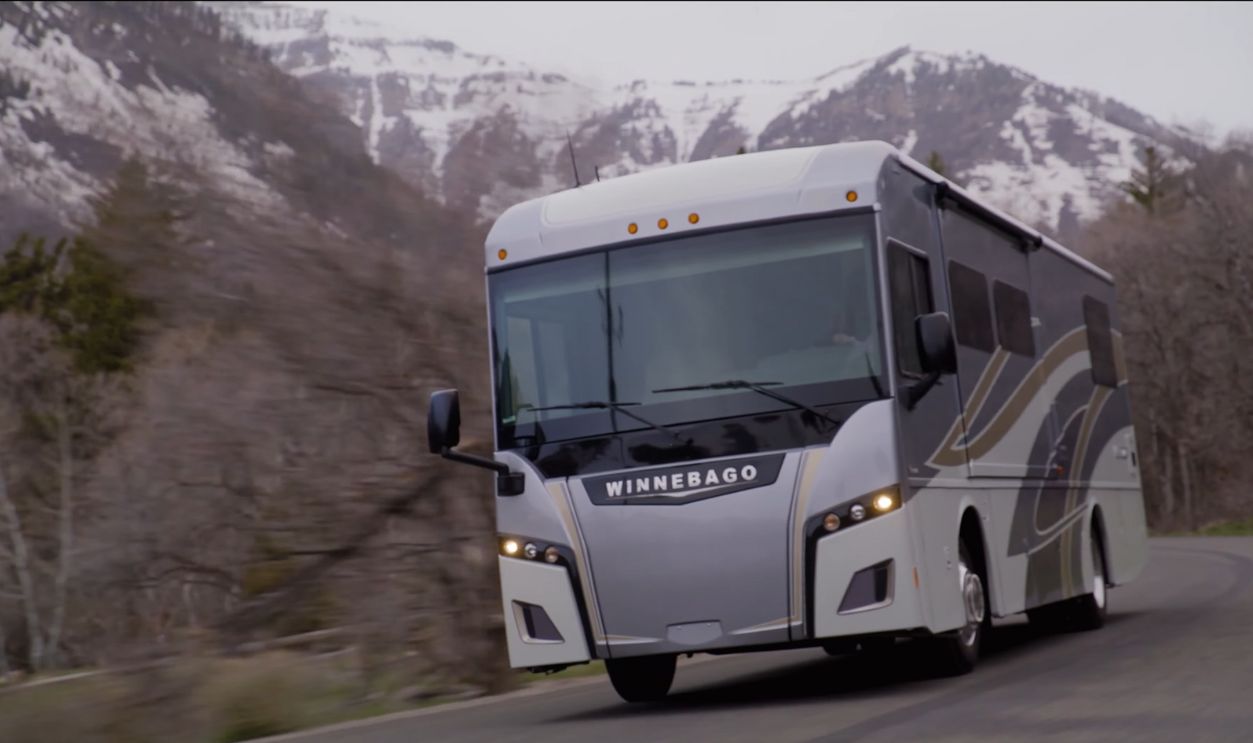 The Winnebago Forza (2)