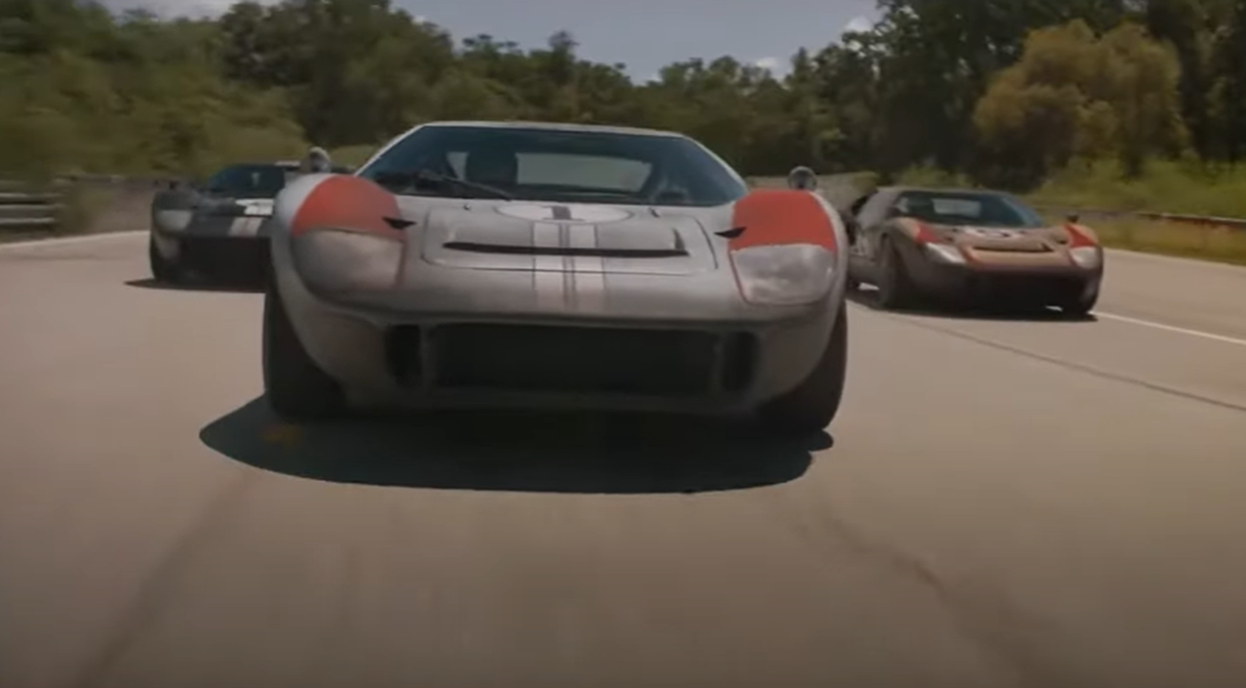 Screenshot of Le Mans race -  from Ford v Ferrari (2019)