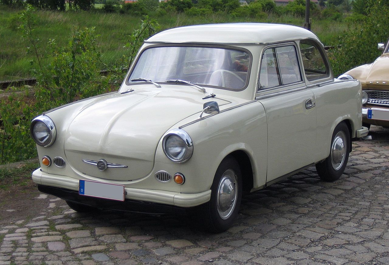Trabant P50 (front view)