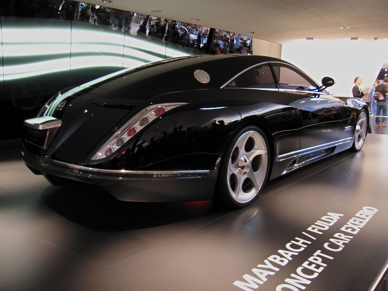 Rear view of Maybach Exelero
