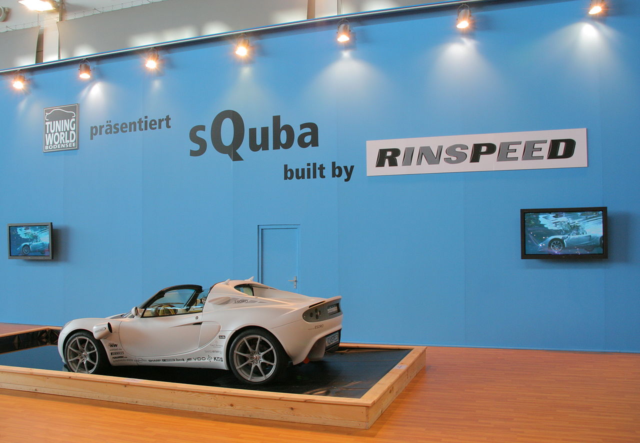 sQuba concept car Exibition Stand