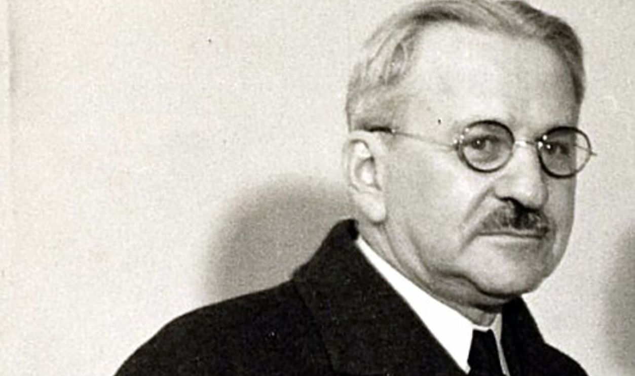  Detroit's Packard Automotive Plant