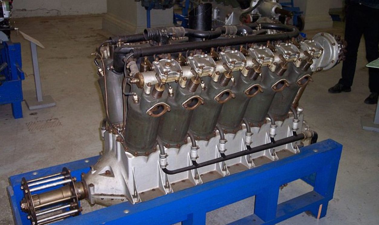  Detroit's Packard Automotive Plant