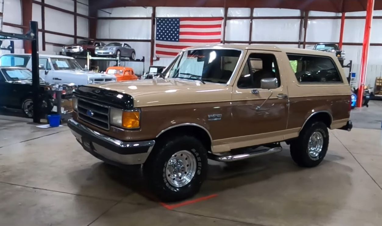 1990 Ford Bronco Eddie Bauer
