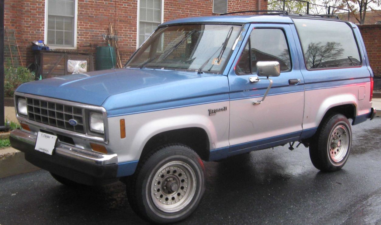 Ford_Bronco_II.