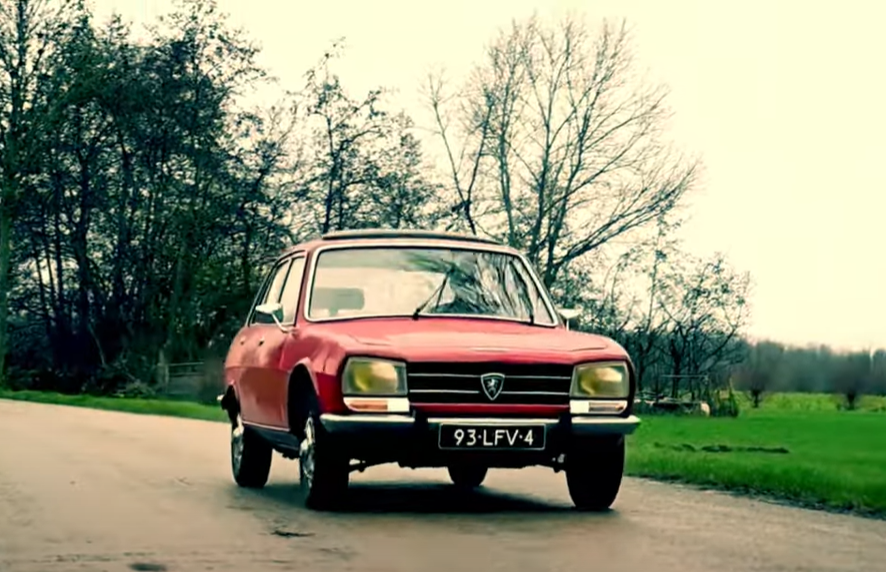 Screenshot of the Van Halen's MASSIVE Classic Car Collection