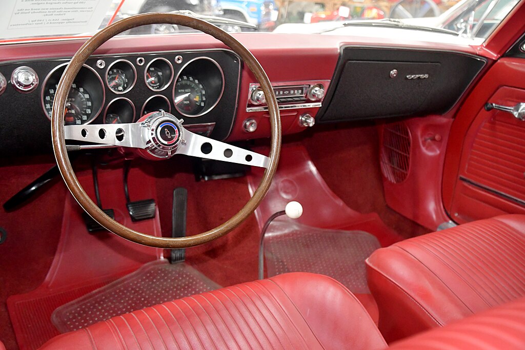 1965 Chevrolet Corvair - inside