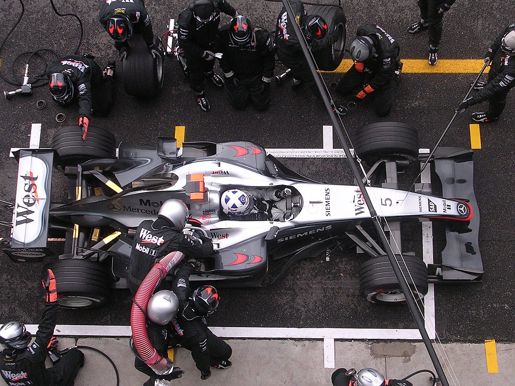 Pit stop of the McLaren MP4-19 at the Autrodomo Nazionale of Monza (italy) during a race of the 12th september 2004.