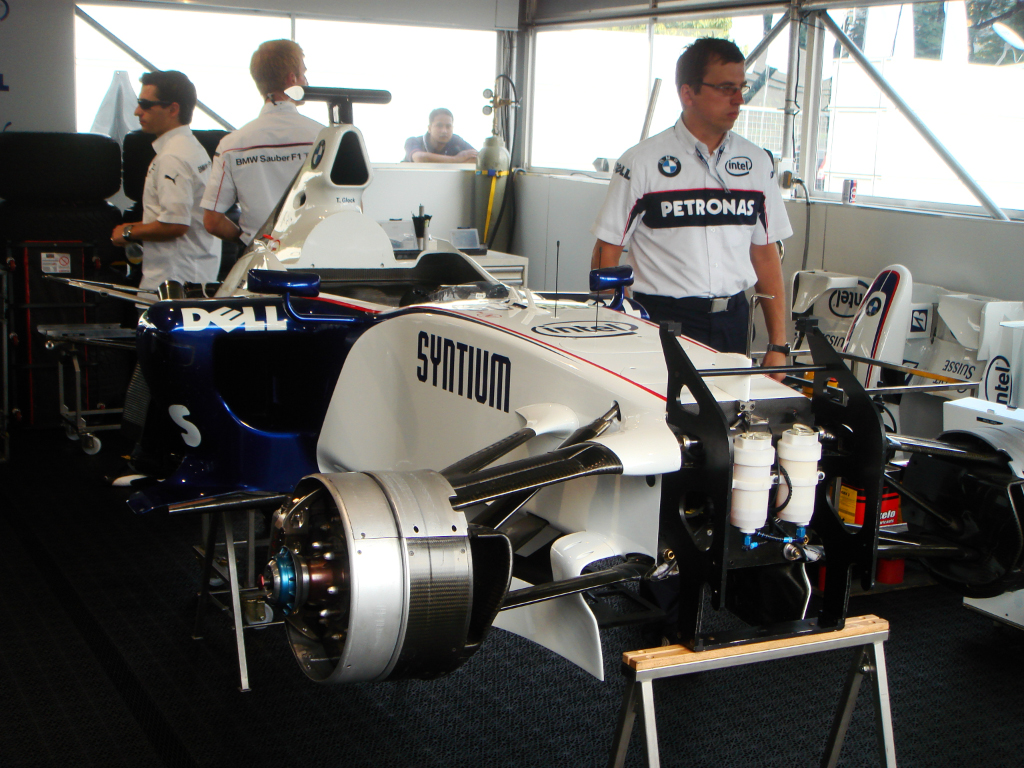 BMW F1 car In The Pit - 2007