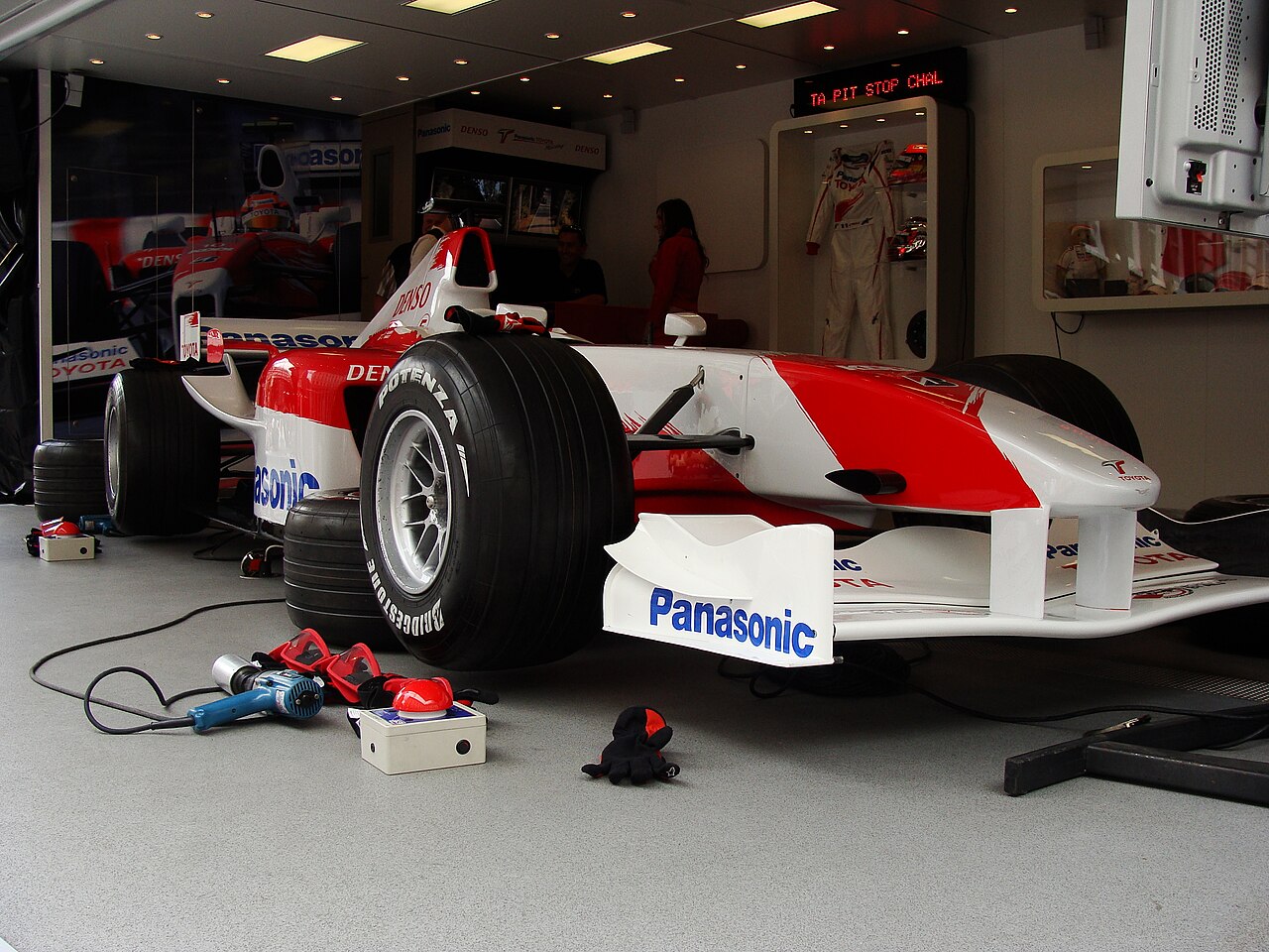 Toyota F1 car - 2009