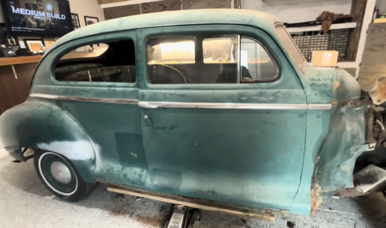 49 Plymouth Special Deluxe