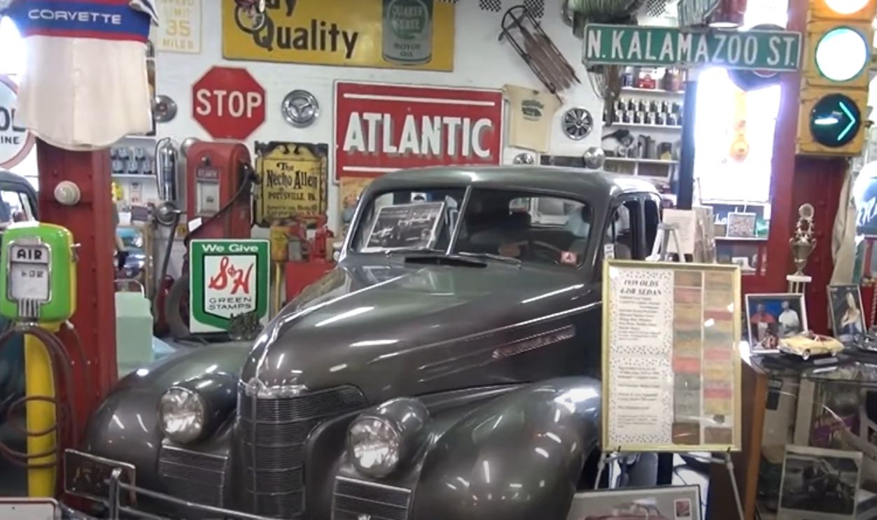 1939 Oldsmobile Four-Door Sedan