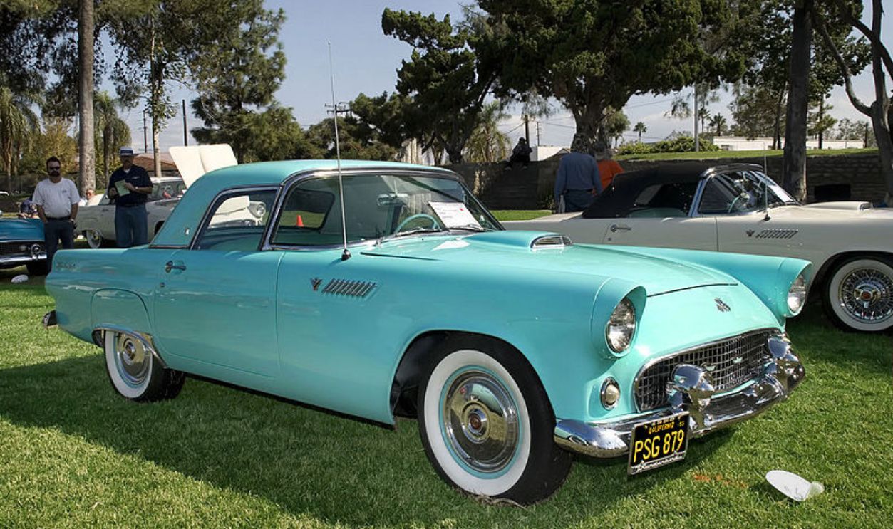 1955 Ford Thunderbird