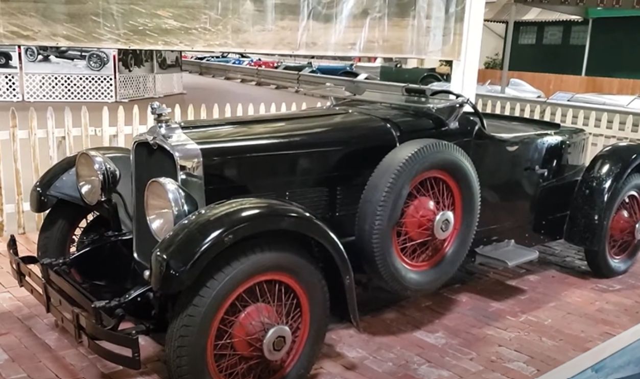 1928 Stutz Black Hawk Boattail Speedster