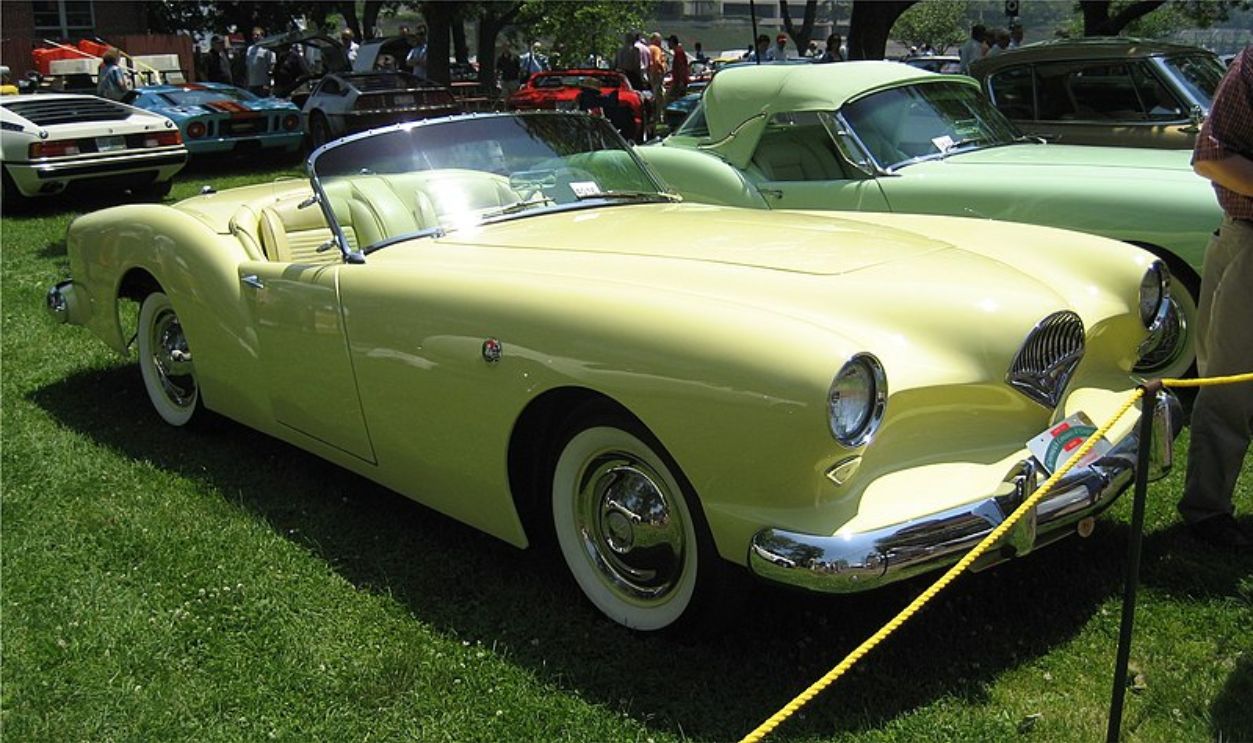 1954 Kaiser Darrin