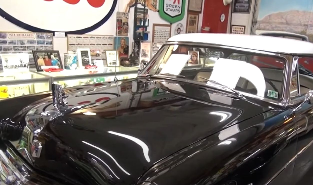 1953 Ford Victoria Crestliner