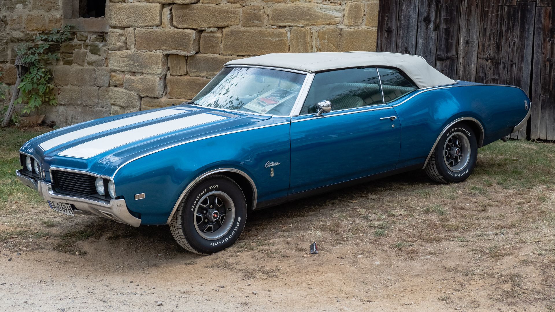 File:Oldsmobile Cutlass Supreme convertible 1969 Leimershof -20190907-RM-163407.jpg