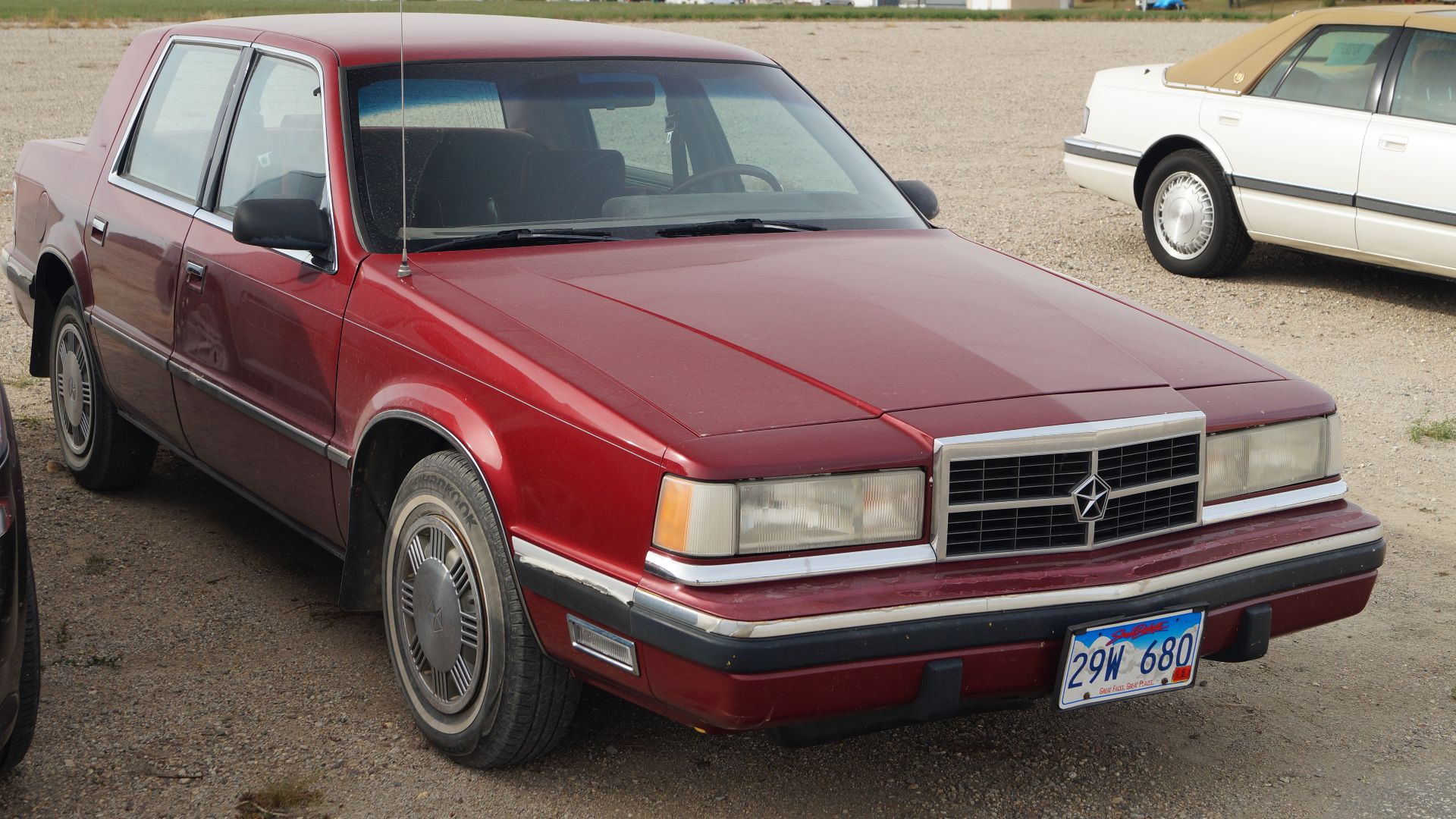 File:Dodge Dynasty (22056927986).jpg