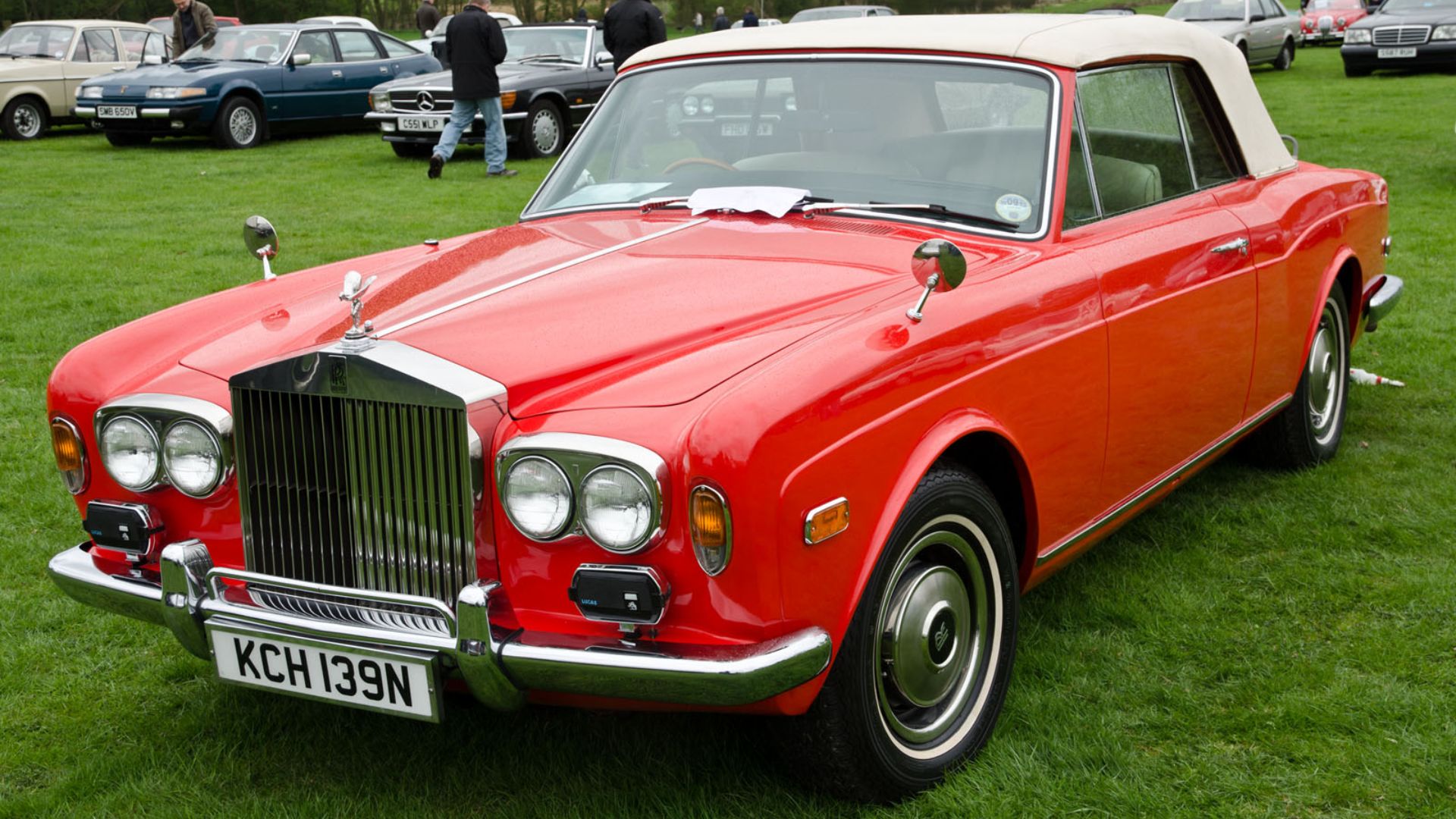 File:Rolls Royce Corniche (1975) - 8905478450.jpg
