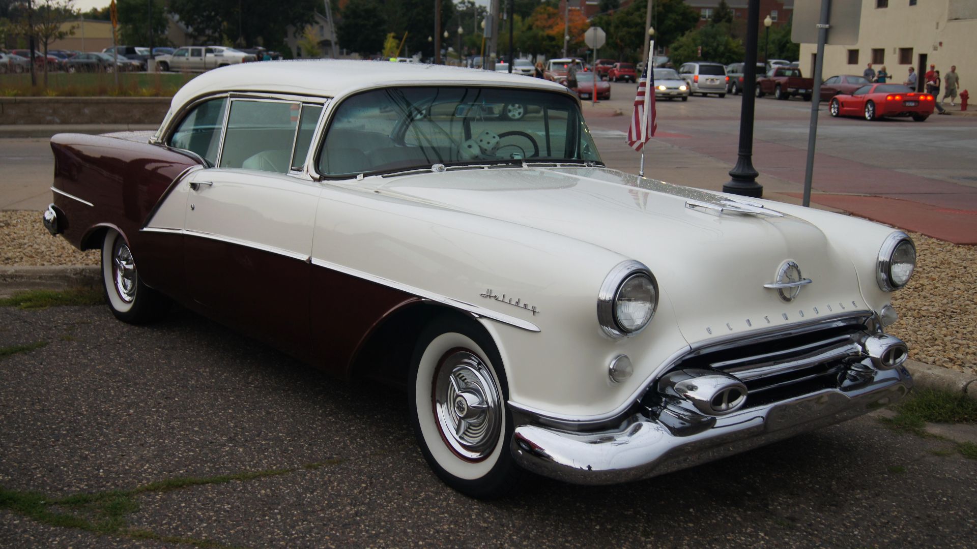 File:1954 Oldsmobile Ninety Eight Holiday (15117858399).jpg