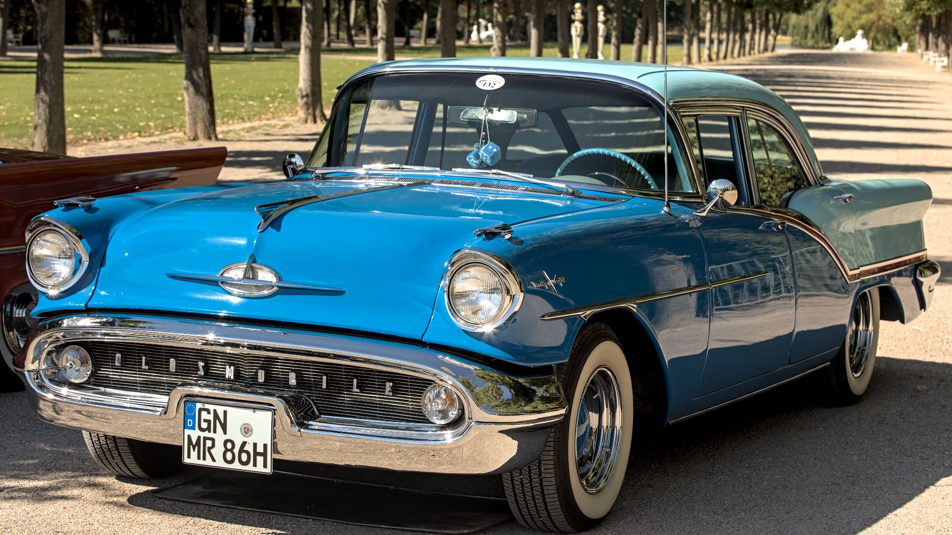 File:1957 Oldsmobile Starfire 98 Classic-Gala 2022 1X7A0159.jpg
