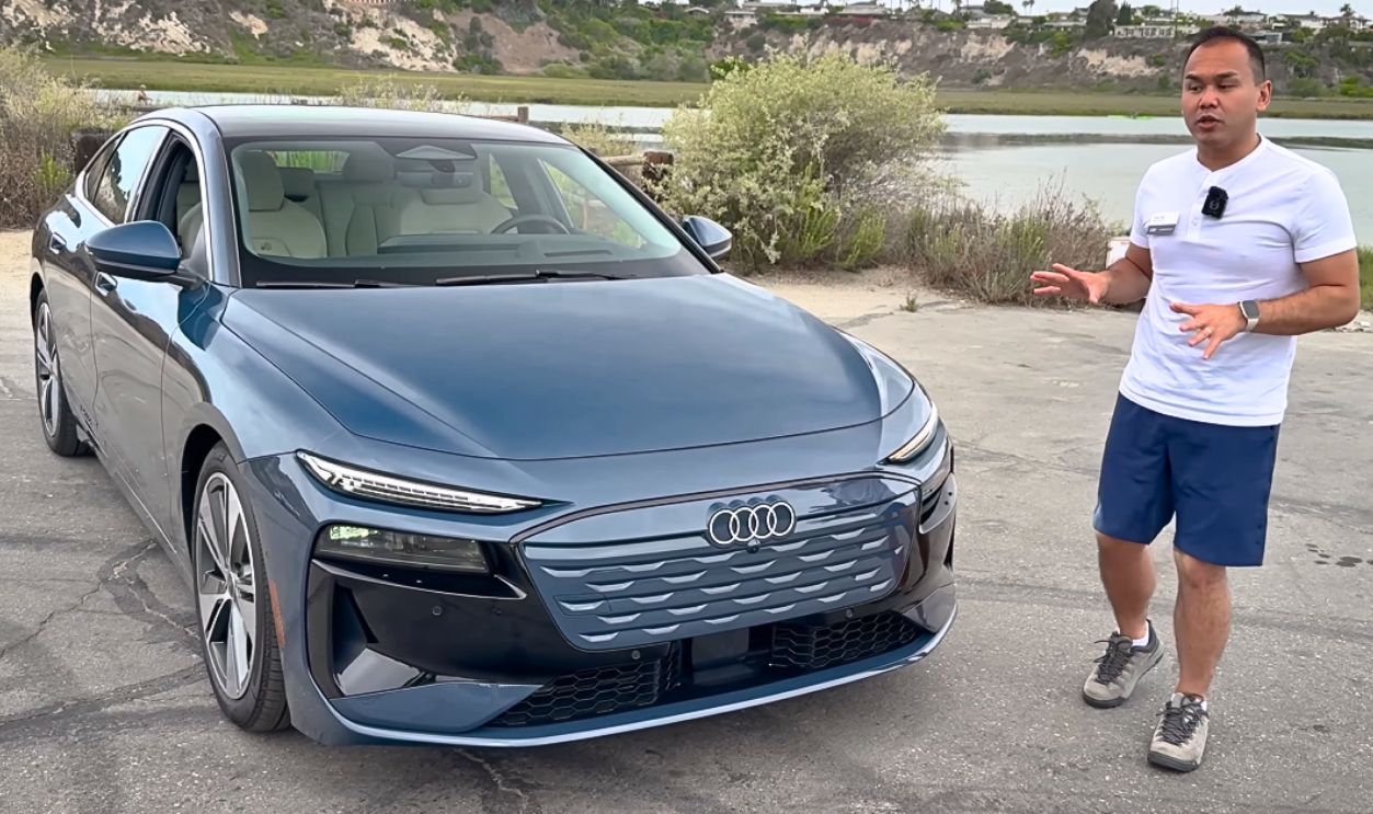 2025 :Audi_A6_e-tron