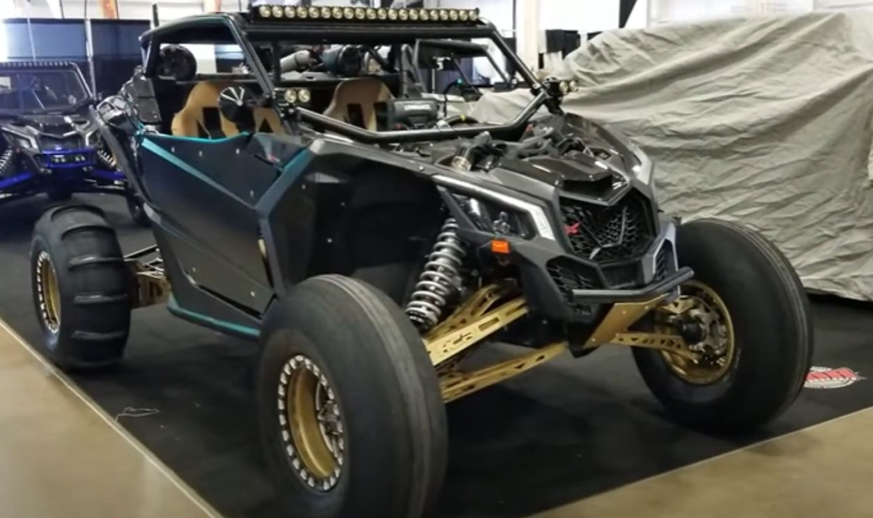 Can-Am Maverick X3 “Golden Bullet”