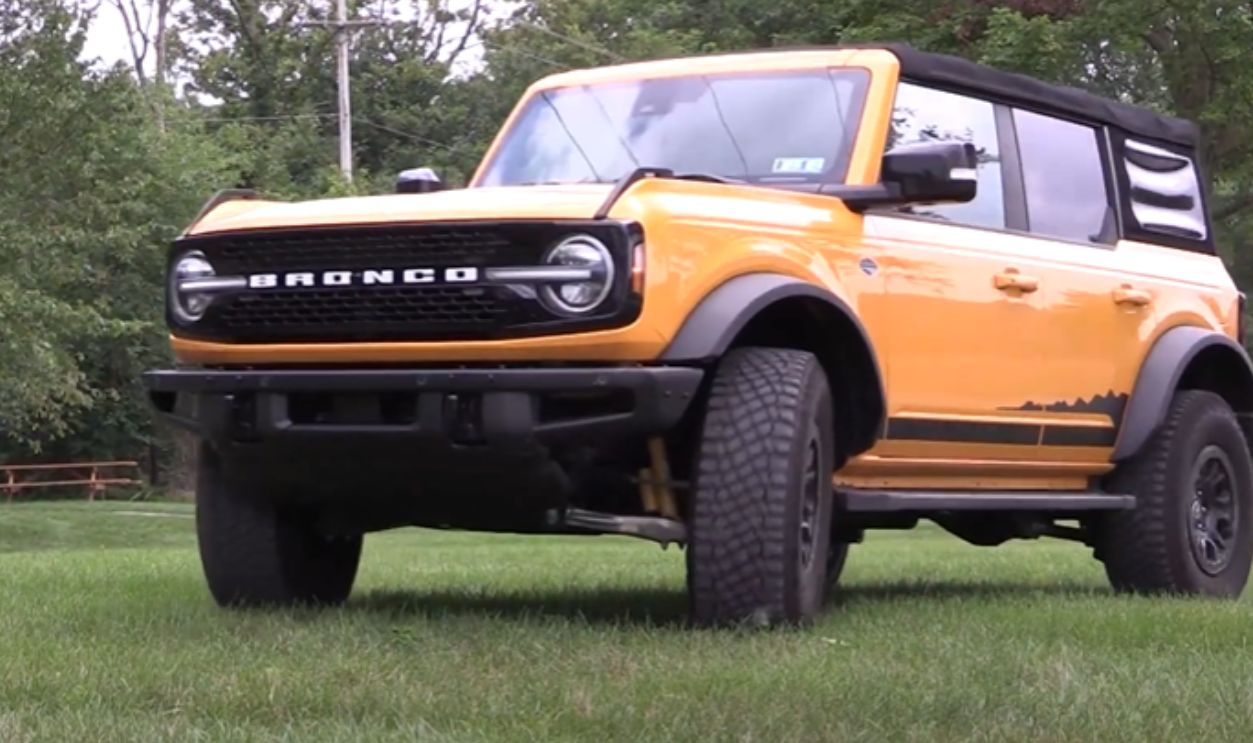 Ford Bronco “Golden Heritage”