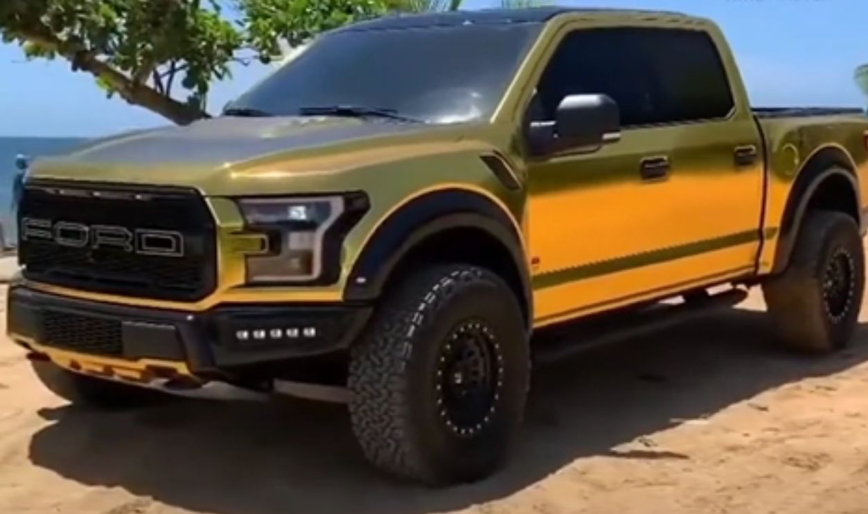 Ford F-150 Raptor “Royal Edition”