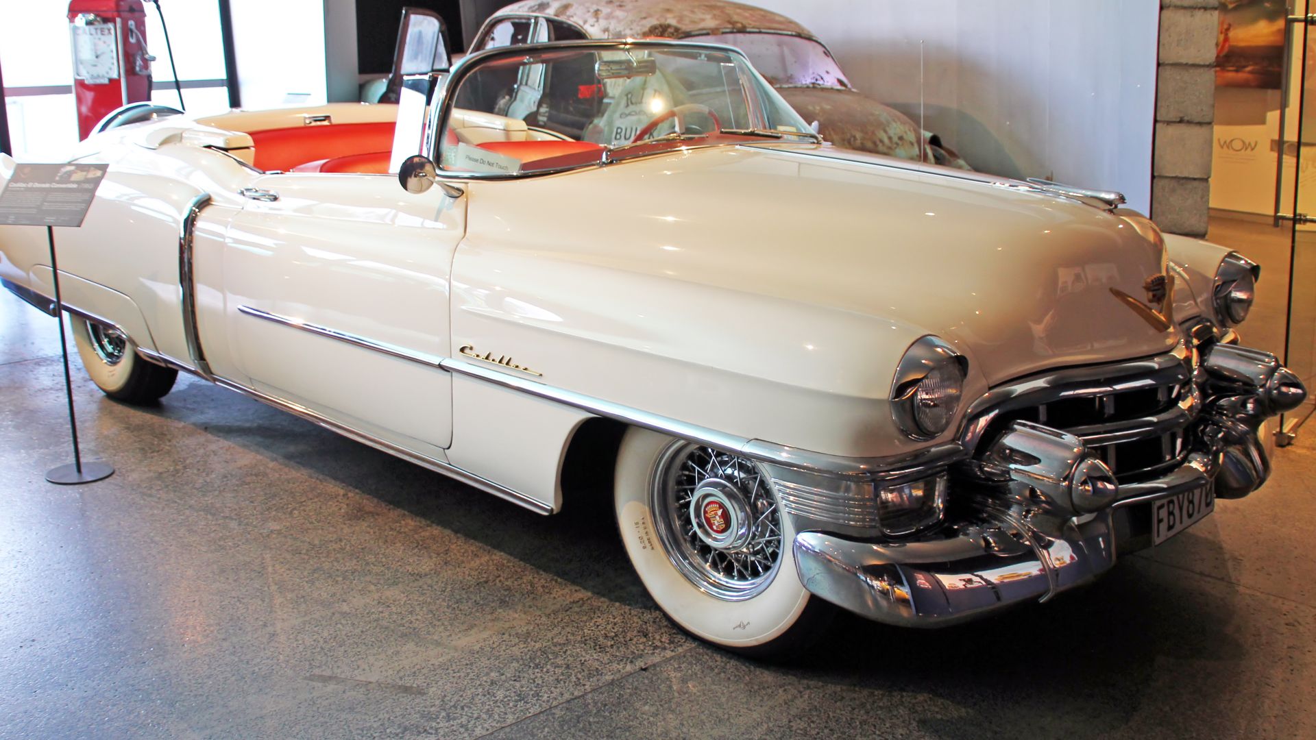 File:1953 Cadillac El Dorado convertible (31601871462).jpg