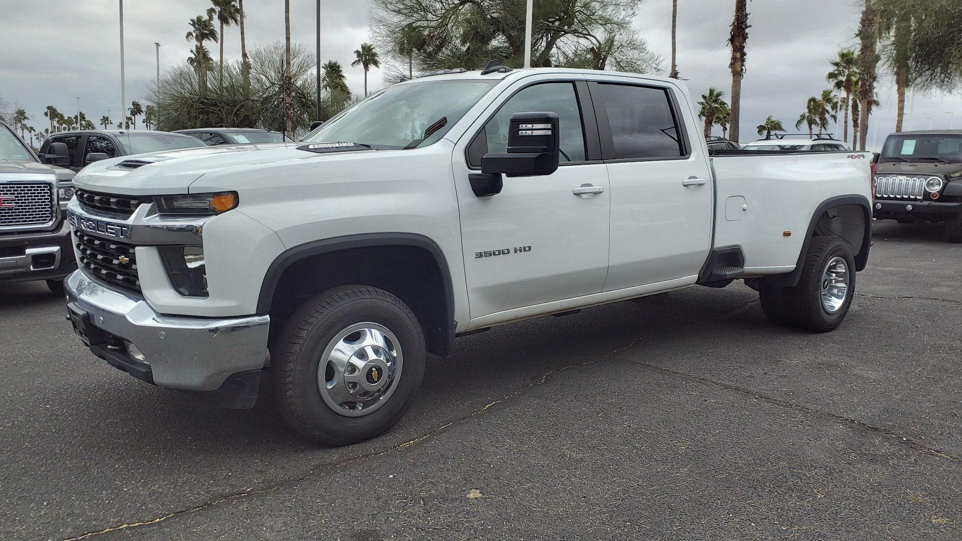 File:21 Chevrolet Silverado 3500HD LT.jpg