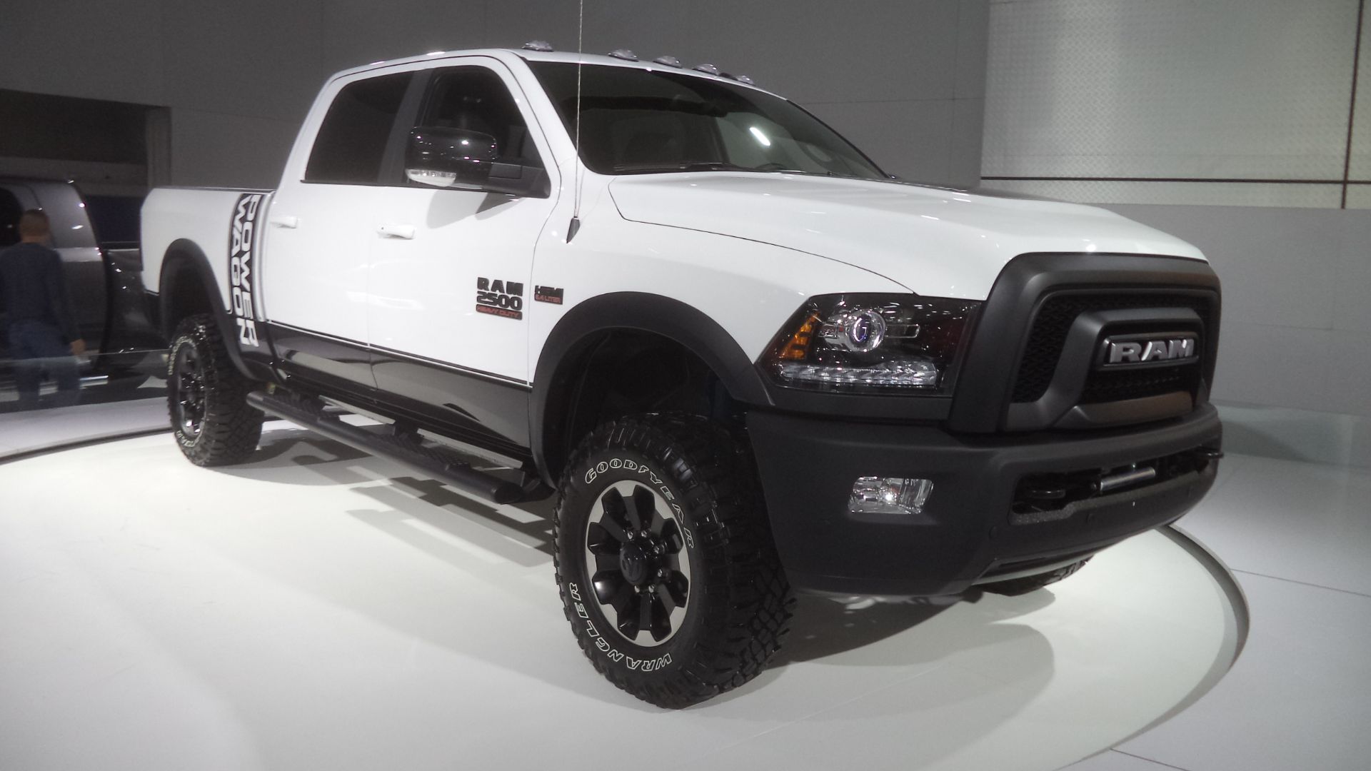 File:RAM 2500 Power Wagon 1 (31895509963).jpg