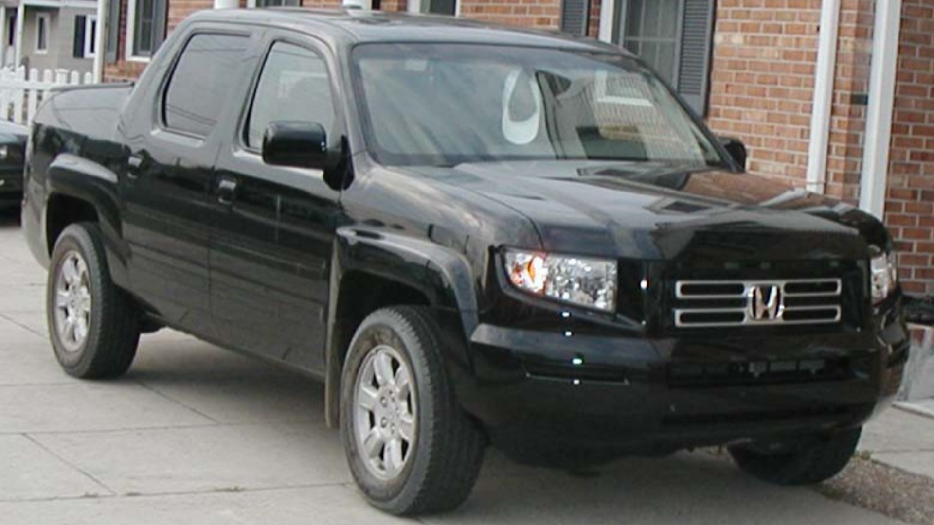 File:Honda-Ridgeline.jpg