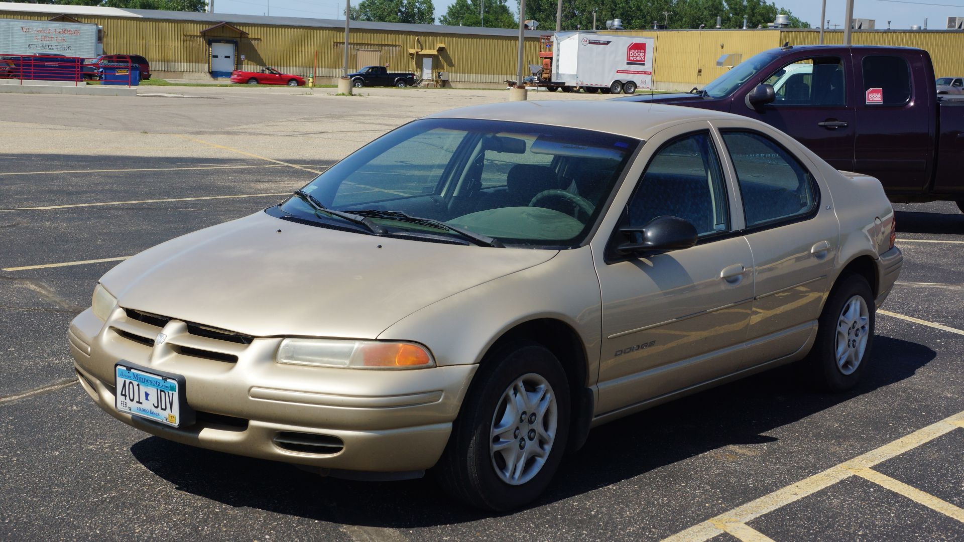 File:2000 Dodge Stratus LE (27312669374).jpg