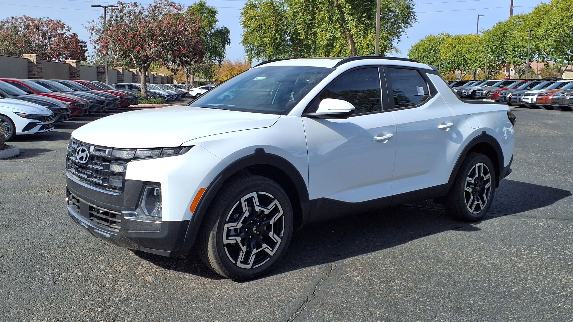 File:25 Hyundai Santa Cruz Limited.jpg