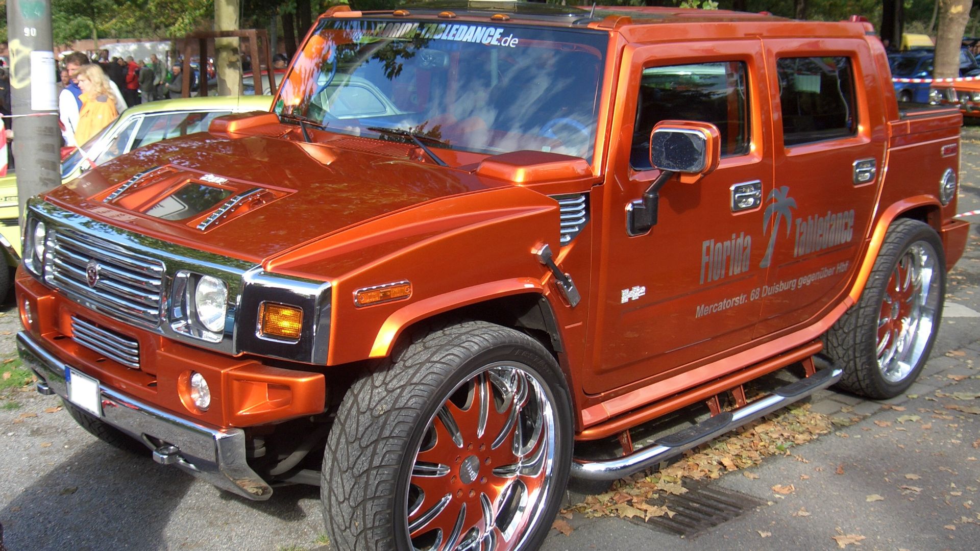 File:Hummer H2 SUT from 2005 STRUT Tuning frontleft 2009-10-18 U.jpg