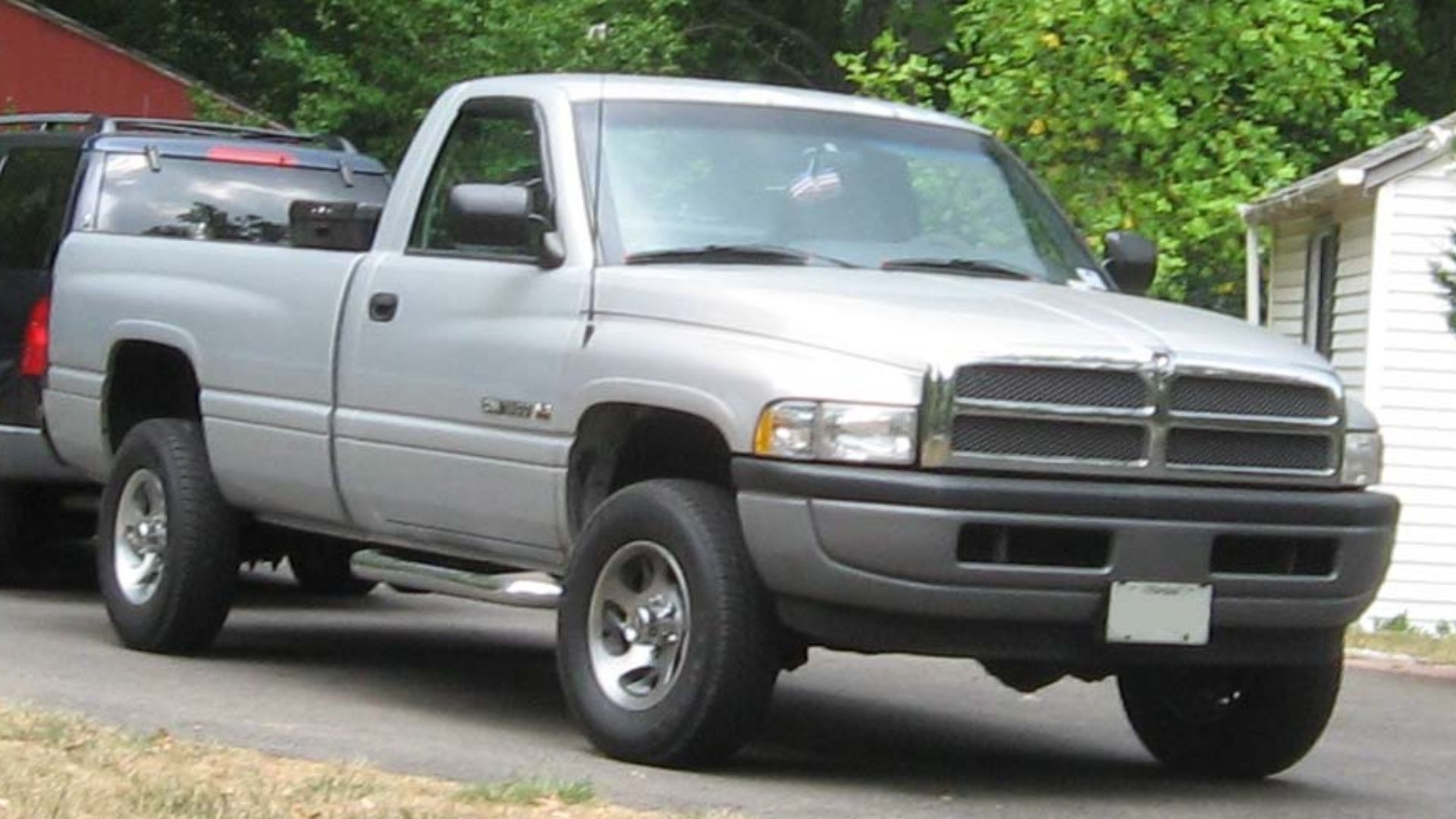 File:94-01 Dodge Ram regularcab.JPG