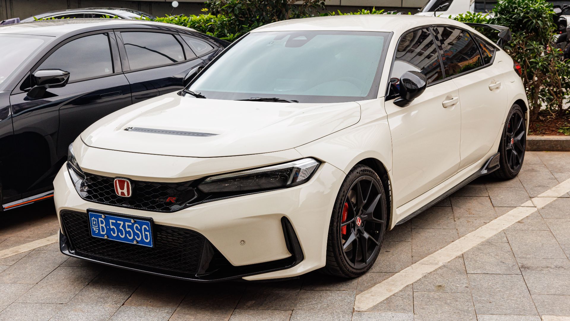 File:HONDA CIVIC TYPE R FL5 China.jpg