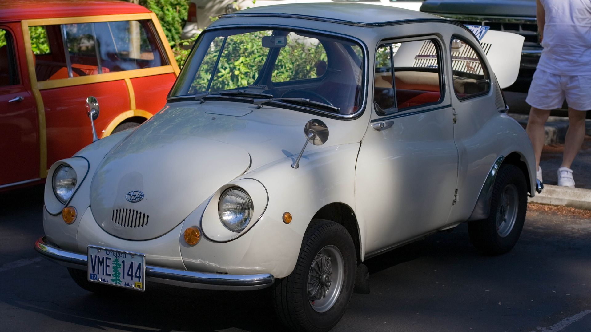 File:Subaru 360 smile.jpg