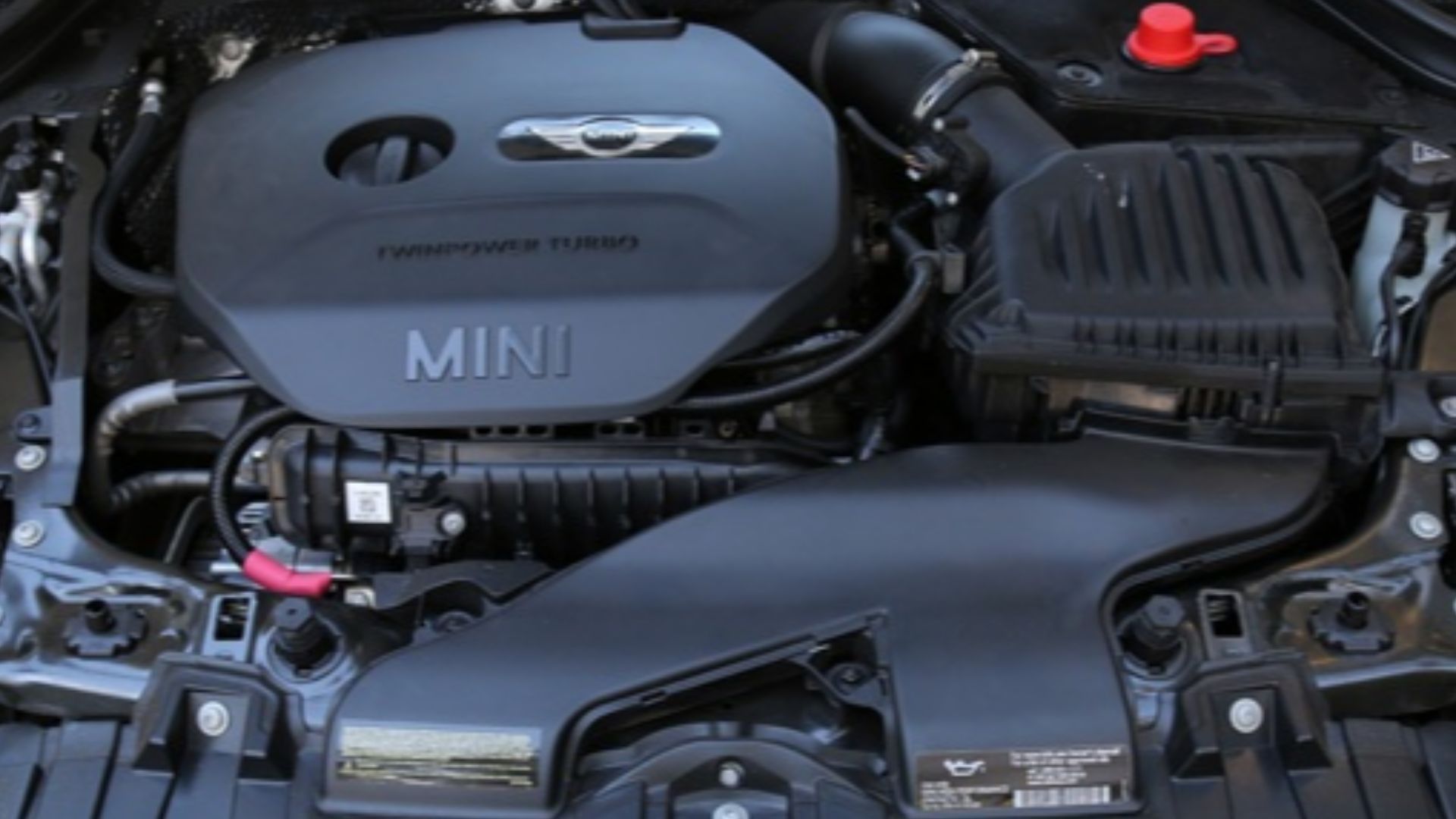 File:BMW B48 installed in a 2014 MINI Cooper S- 2014-08-17 17-24.jpg