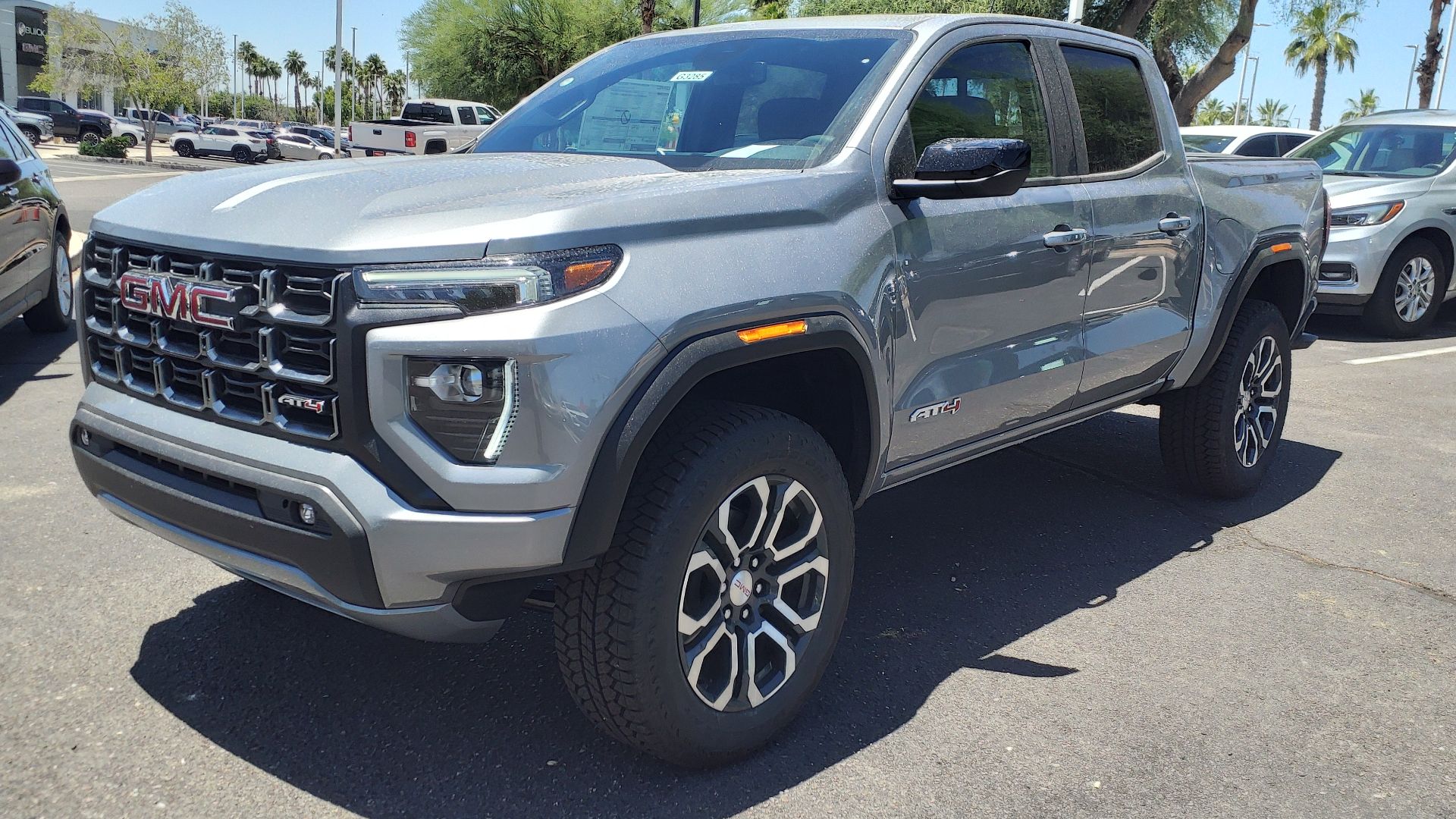 File:23 GMC Canyon AT4.jpg