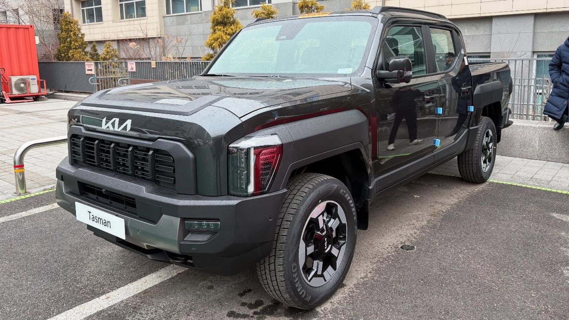 File:Kia Tasman TK (02).jpg