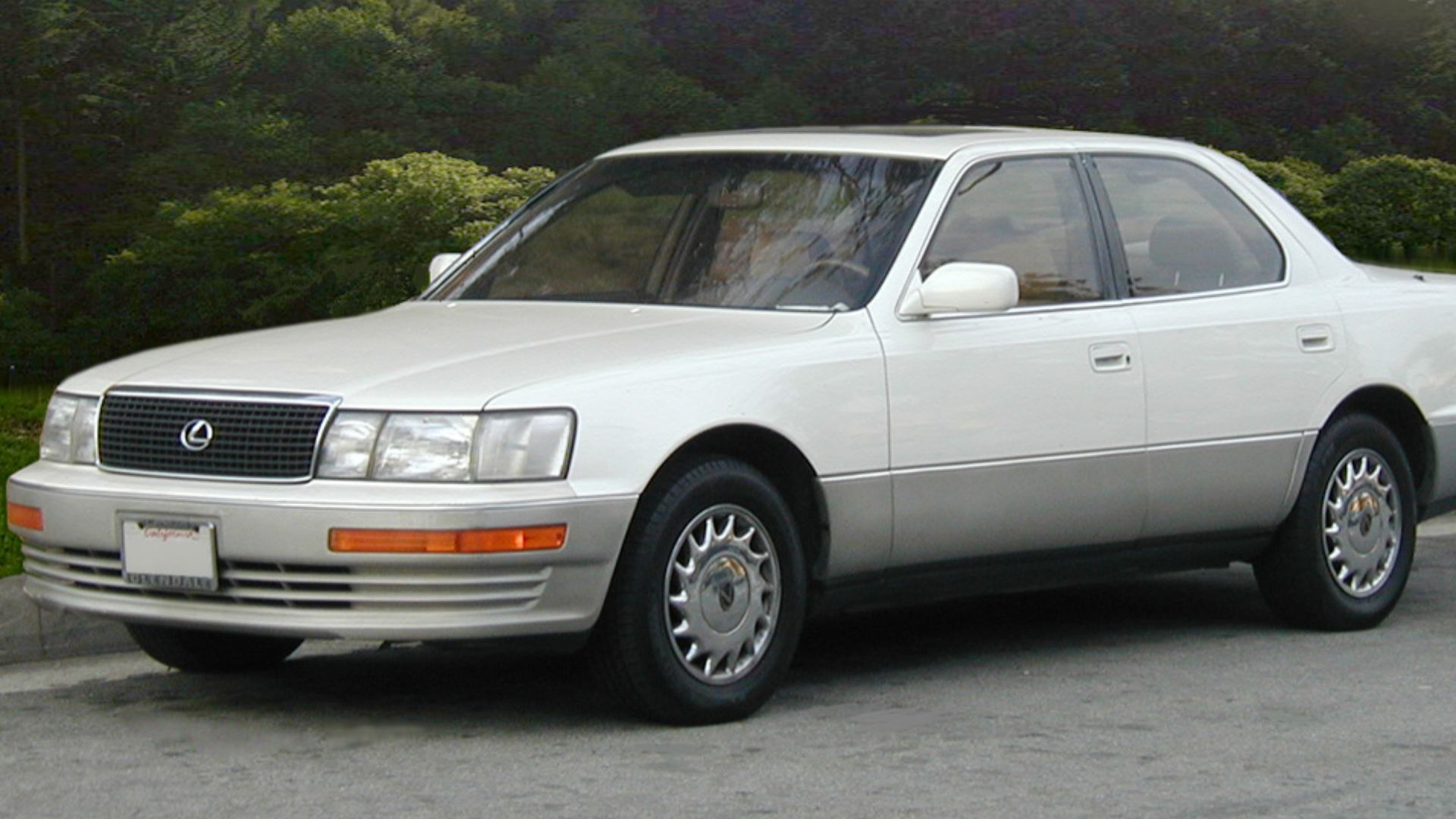 File:Lexus LS 400 UCF10 I.jpg