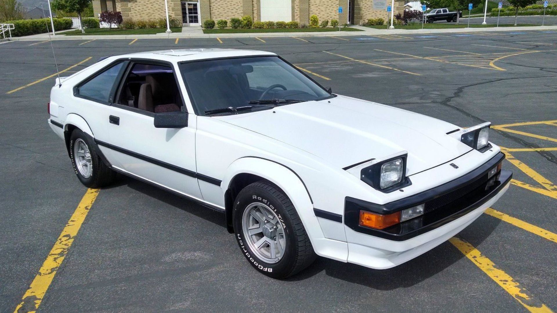 File:Toyota Supra Mk2 1982'.jpg