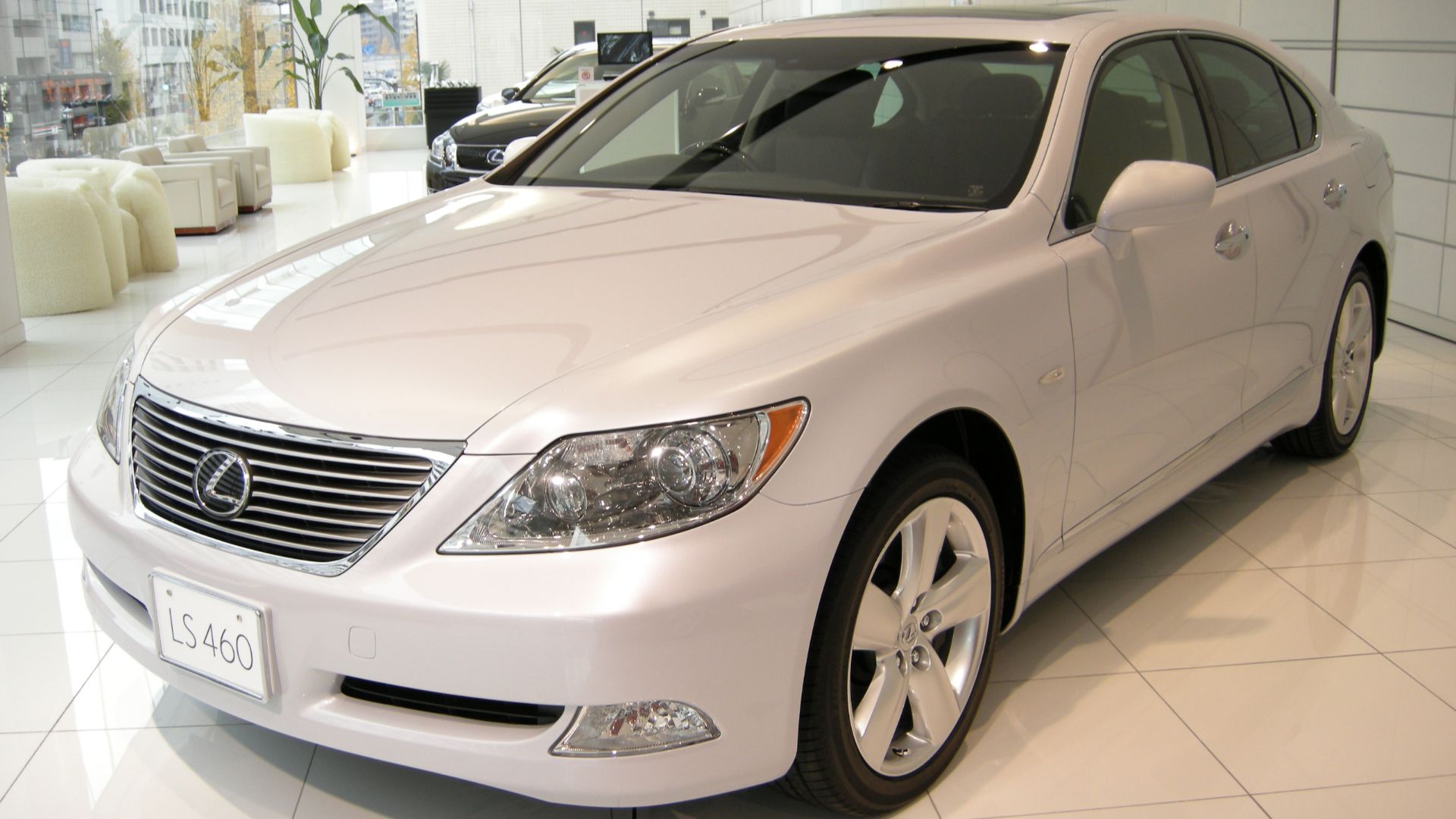 File:Lexus LS460 01.JPG