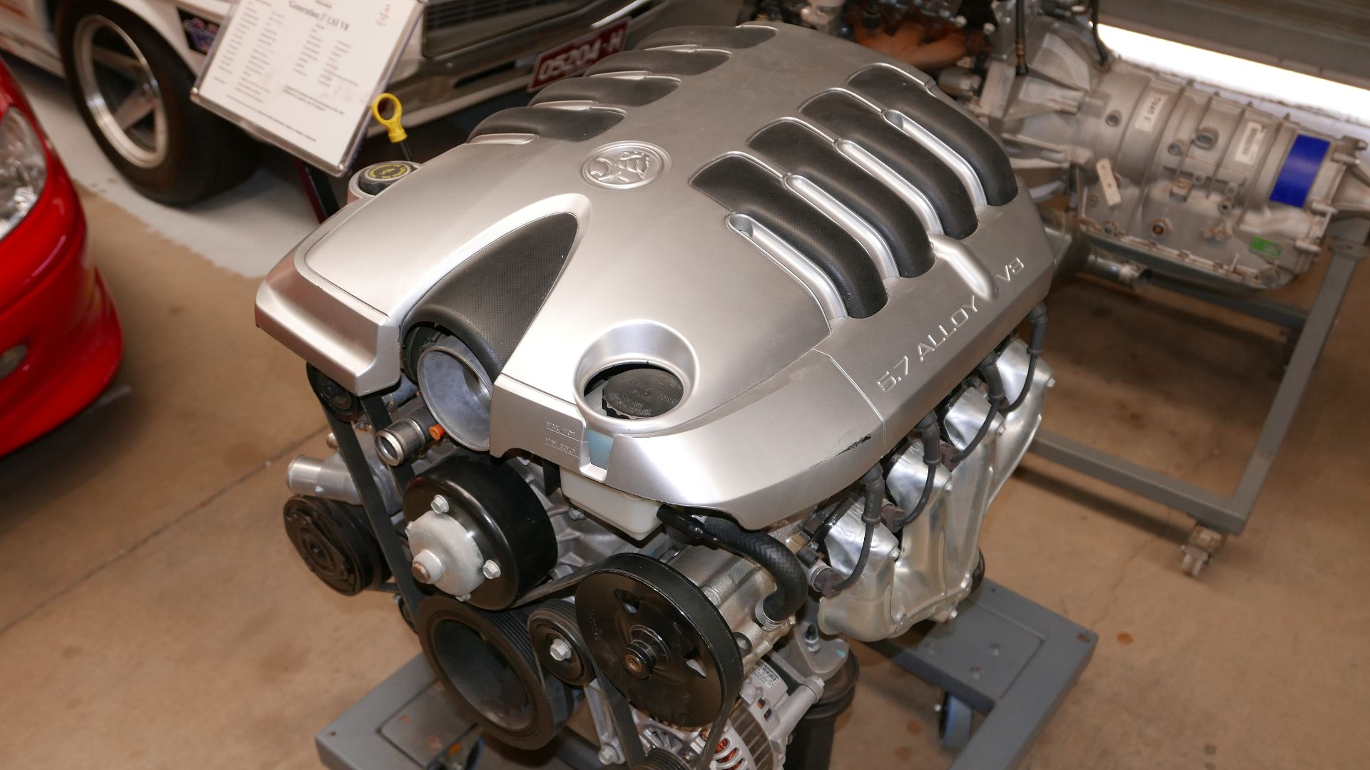 File:5665 cc GM LS1 V8 engine (2015-08-29) 02.jpg