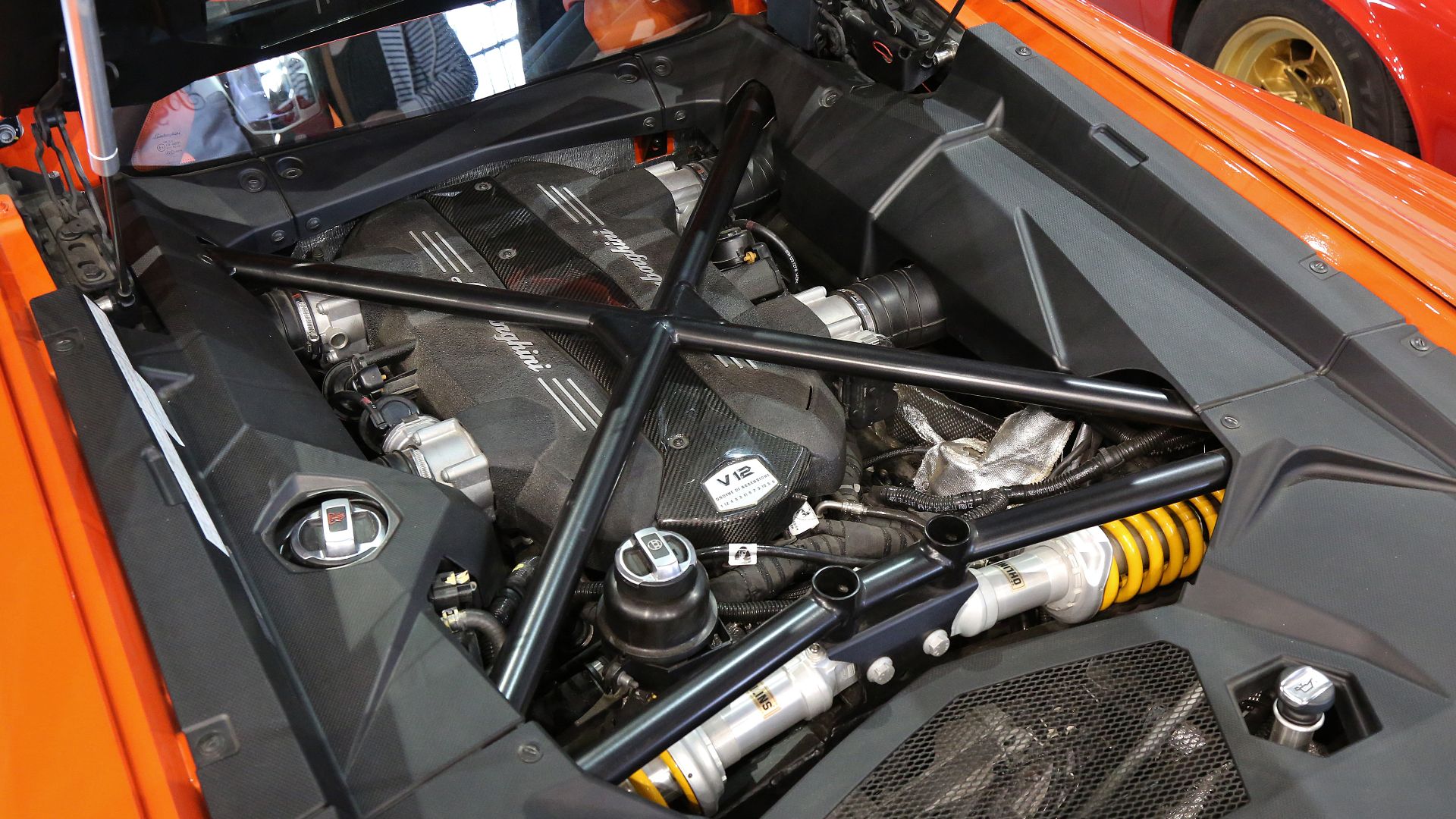 File:Lamborghini Aventador engine.jpg