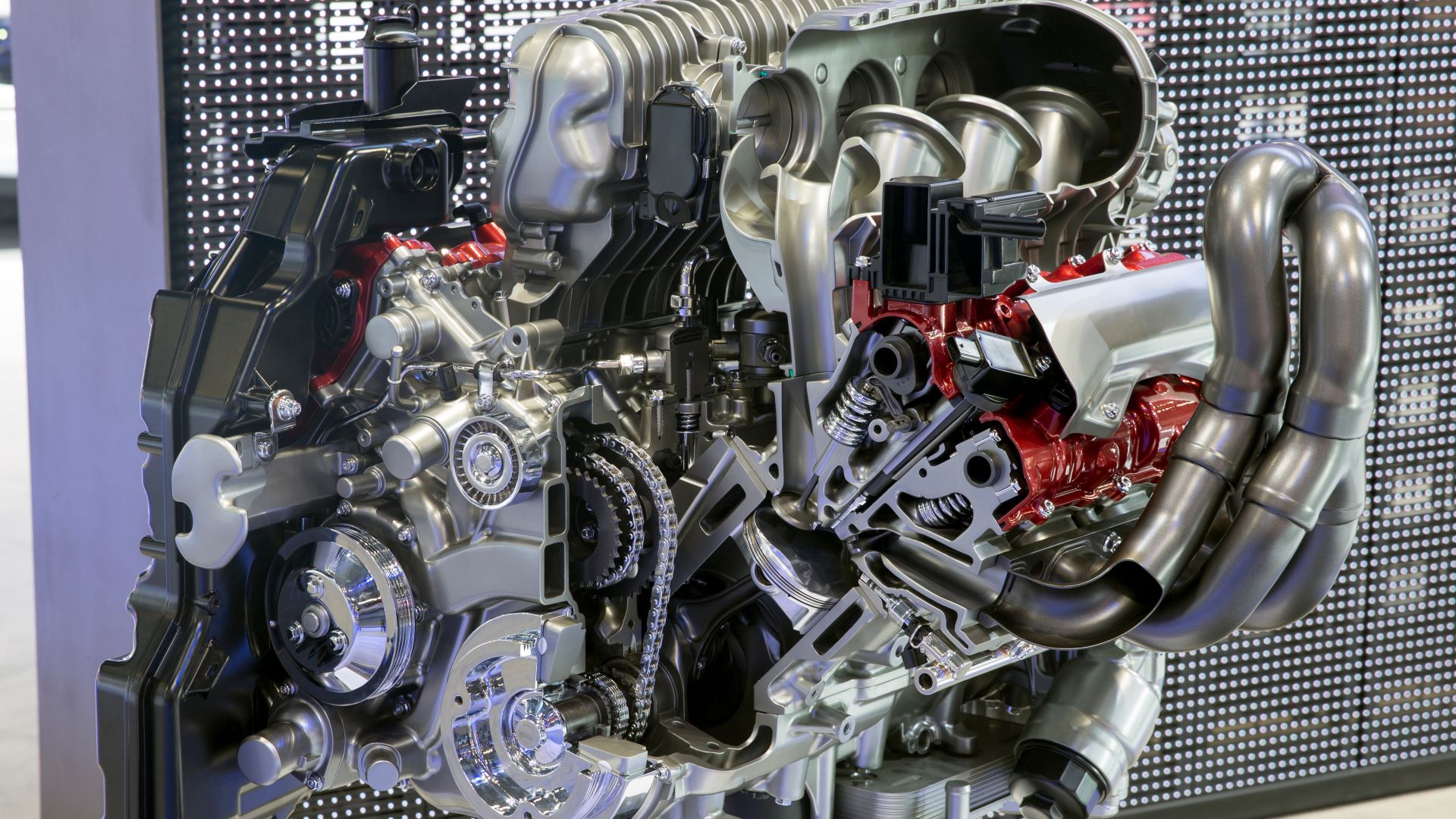 File:2023 Chevrolet LT6 engine, NYIAS 2022.jpg