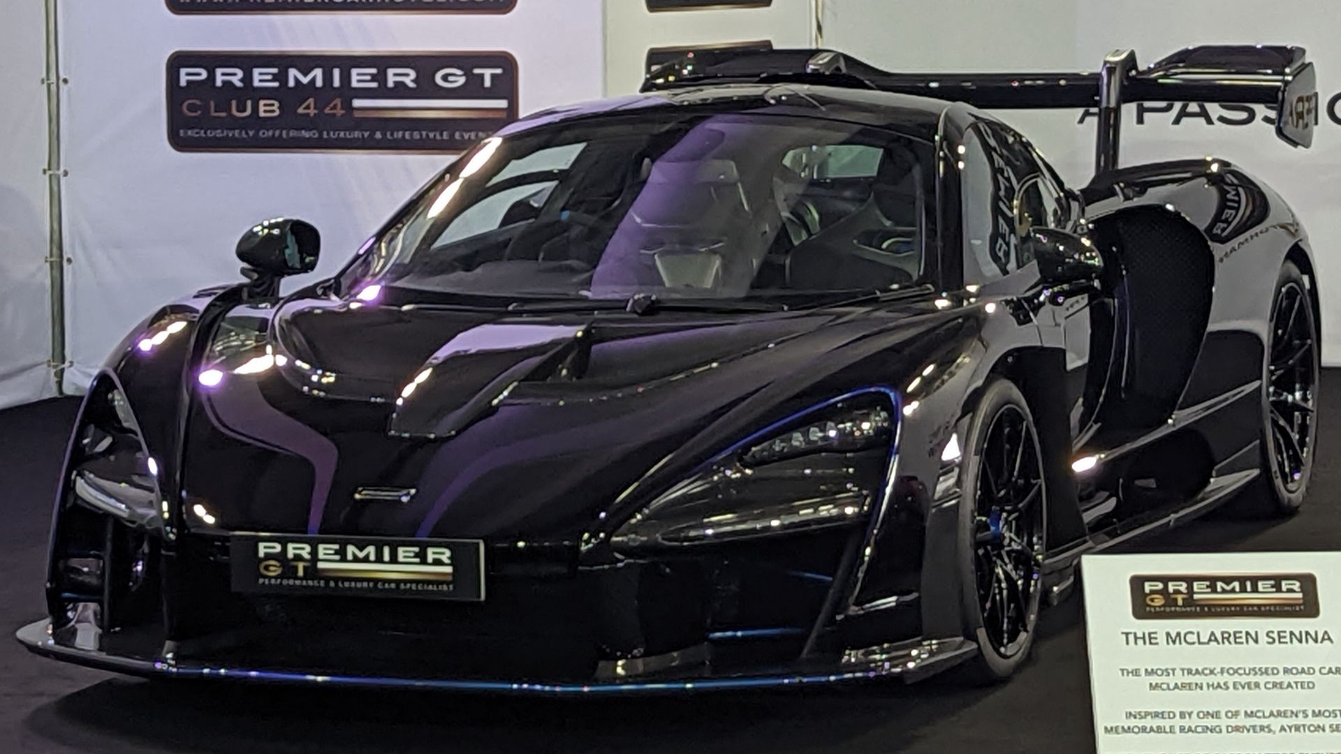 File:McLaren Senna 2.jpg